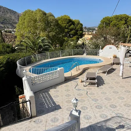 Renovated With Private Pool & Outdoor *