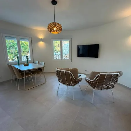 Renovated With Private Pool & Outdoor * Calpe