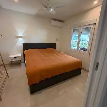 Renovated With Private Pool & Outdoor Casa vacanze